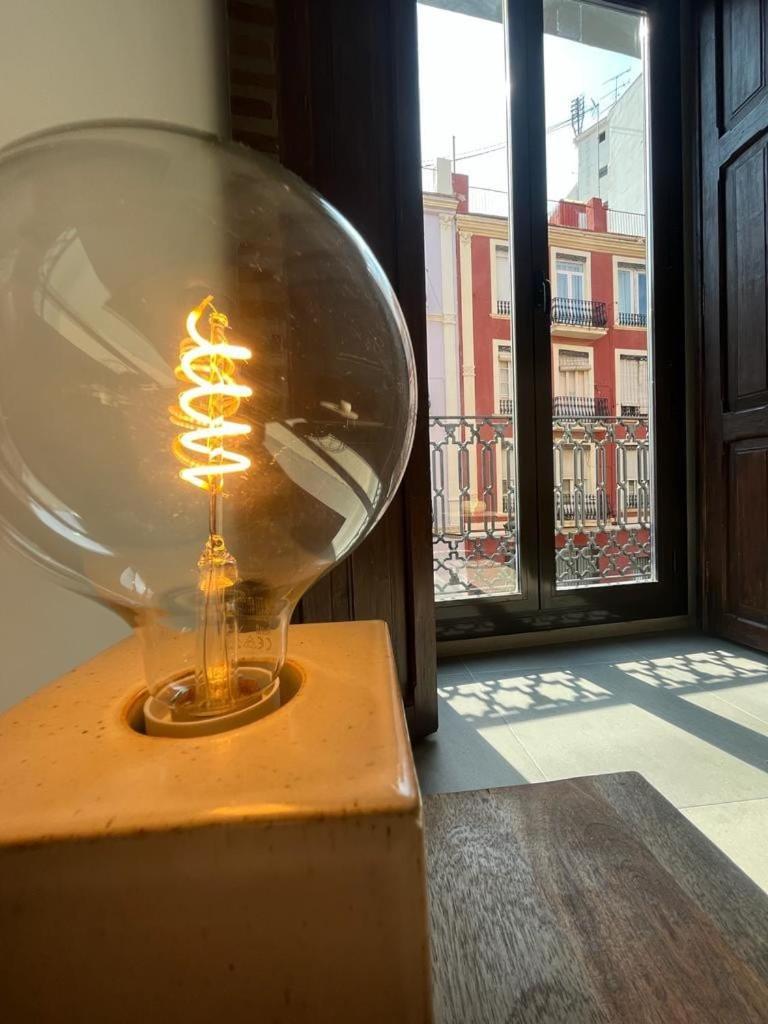 Centrica Y Encantadora Vivienda. Valencia Bagian luar foto